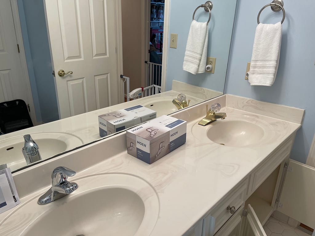 Dual Sink With One Faucet Replacement